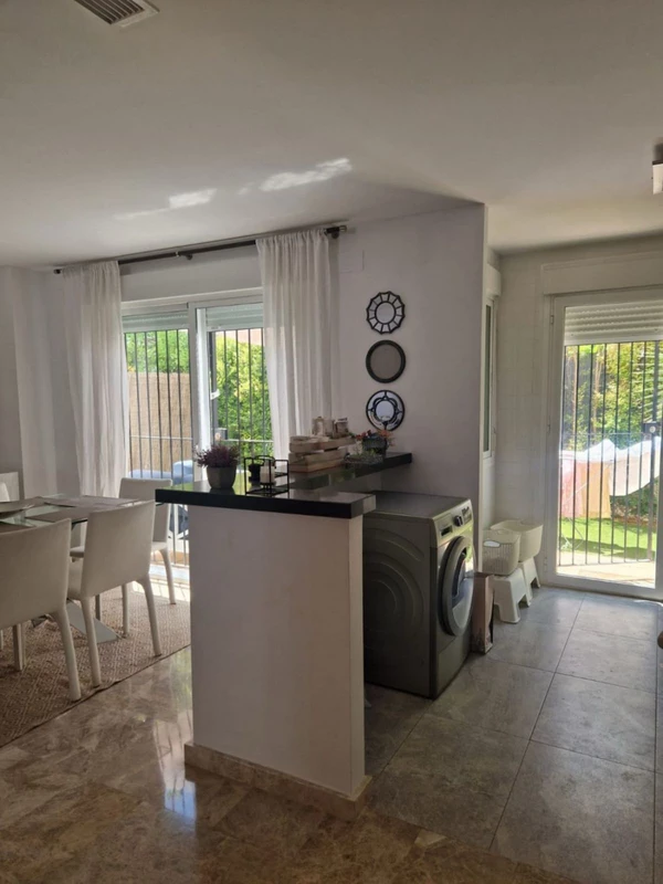 4-c23c0f86247804fa50226aecd8b0b2c8