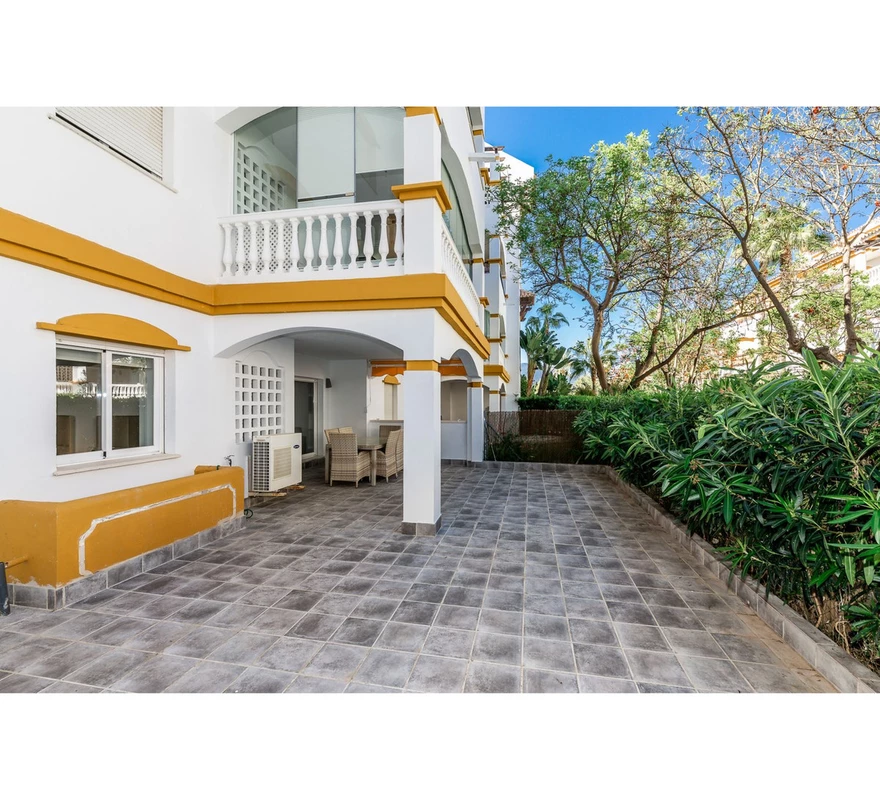 4-c23c0f86247804fa50226aecd8b0b2c8