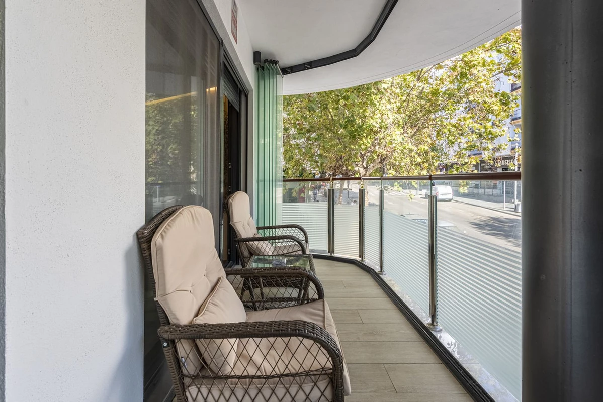 8-e64a9055bba3e77ac8aca3b893cdf826