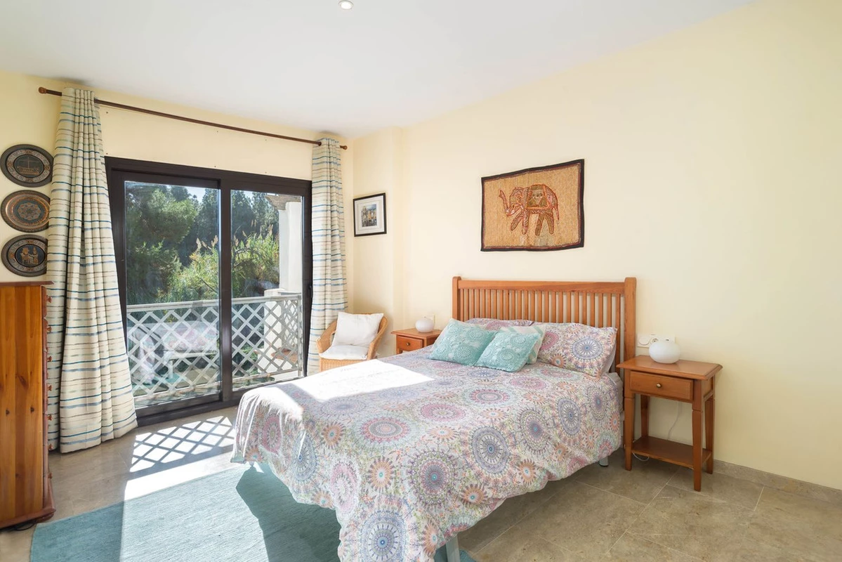 4-c23c0f86247804fa50226aecd8b0b2c8