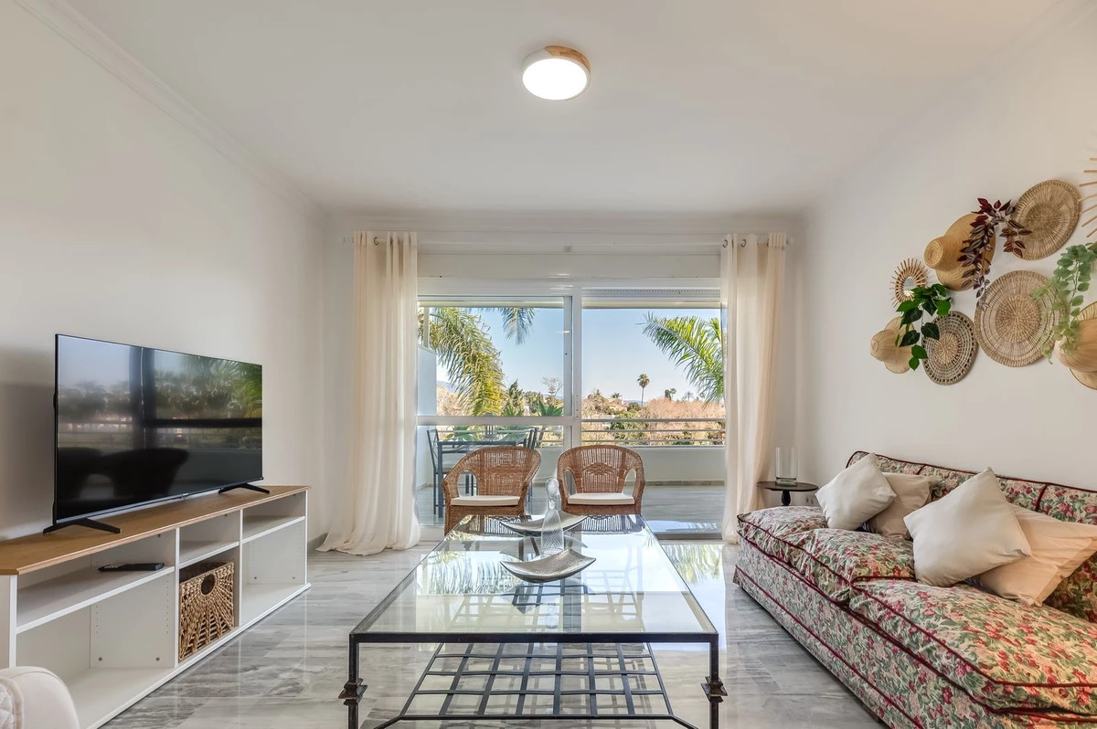 7-aa4cc561180b369757c0bb4af9886cd3