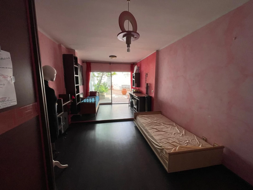 2-5bd7b9d04b45e33852eaf0ec6670150d