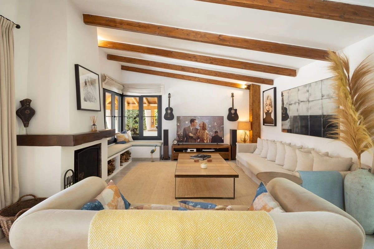 2-5bd7b9d04b45e33852eaf0ec6670150d