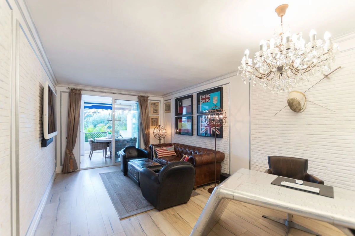 3-e898b2bb2a2fdfd06d2c39894dce8316