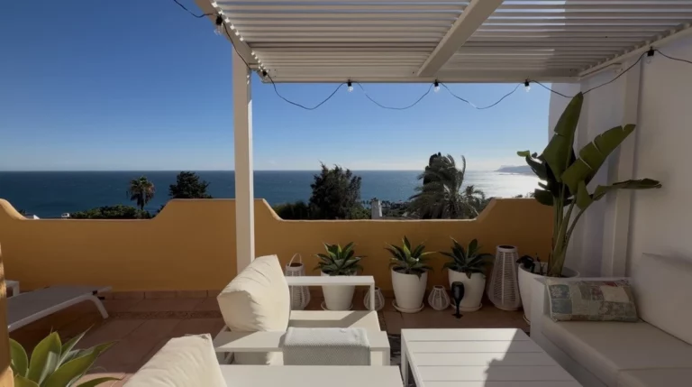 R5234851 | Duplex in Casares – € 415,000 – 3 beds, 4.5 baths