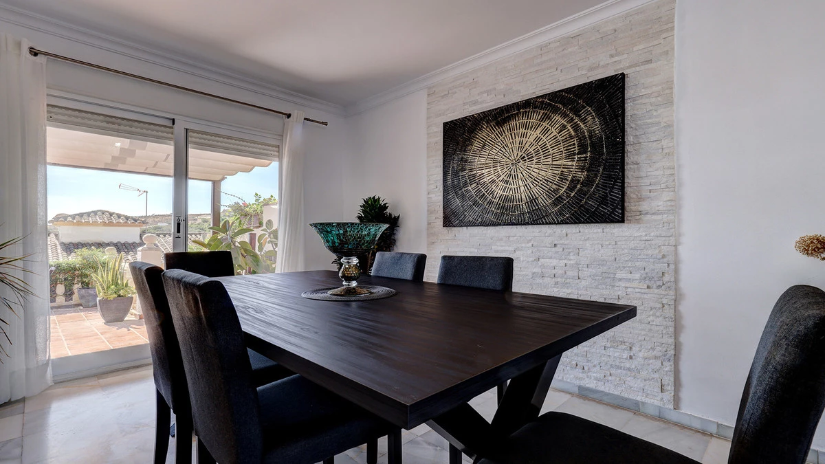 7-aa4cc561180b369757c0bb4af9886cd3