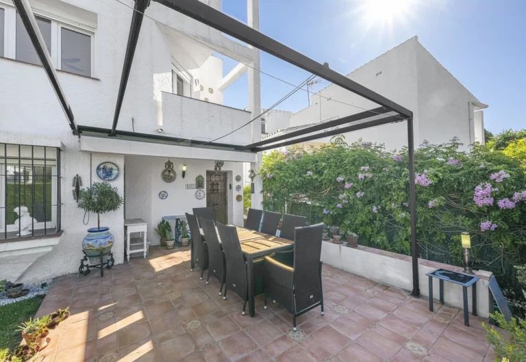 R5185330 | Detached Villa in Manilva – € 475,000 – 3 beds, 2 baths