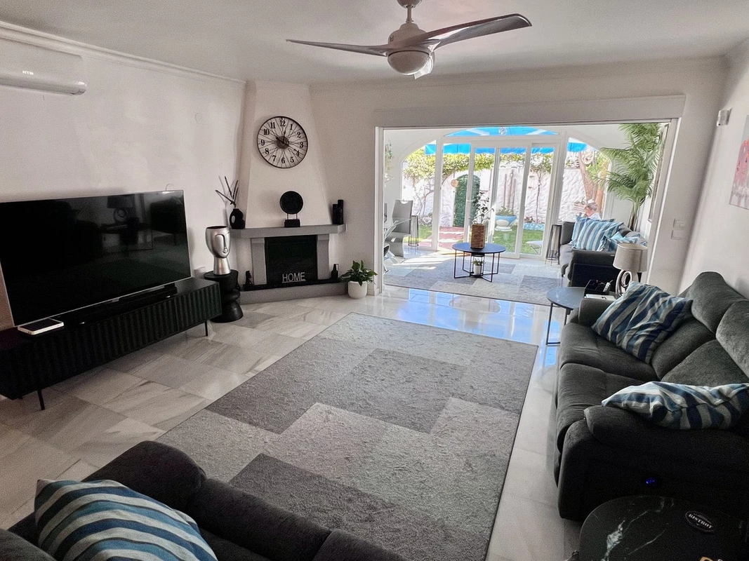 7-aa4cc561180b369757c0bb4af9886cd3