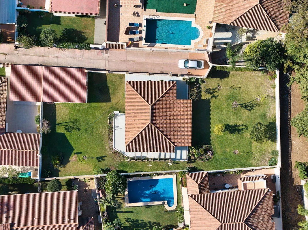 2-5bd7b9d04b45e33852eaf0ec6670150d