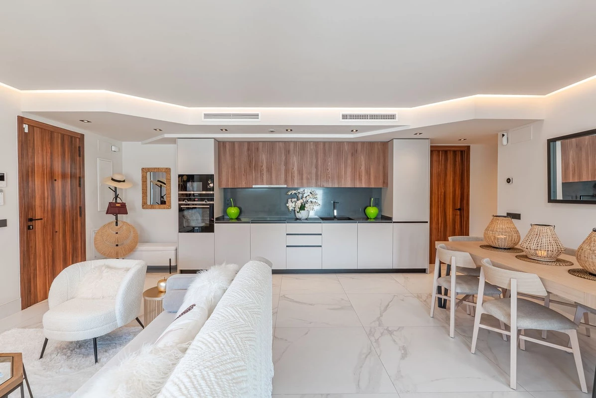 7-aa4cc561180b369757c0bb4af9886cd3