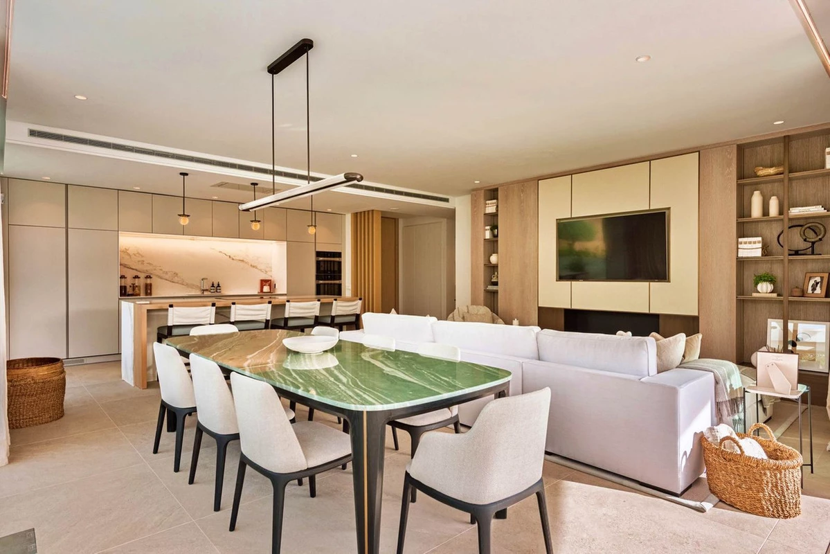 2-5bd7b9d04b45e33852eaf0ec6670150d