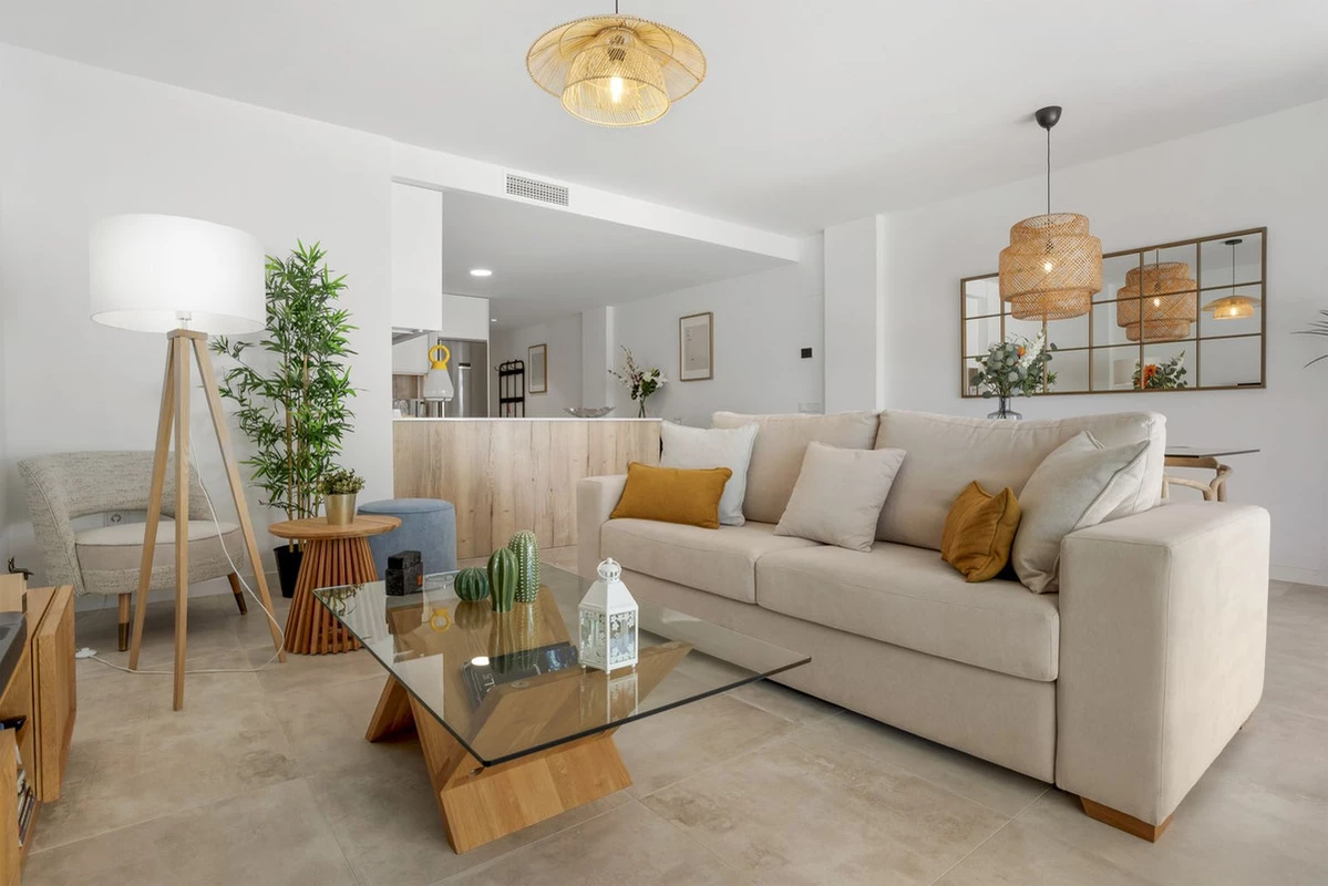 2-5bd7b9d04b45e33852eaf0ec6670150d