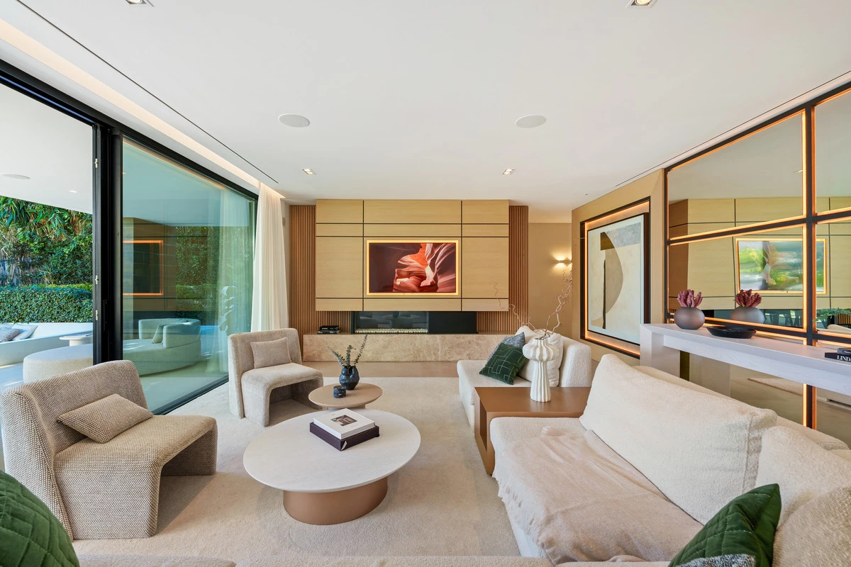 2-5bd7b9d04b45e33852eaf0ec6670150d