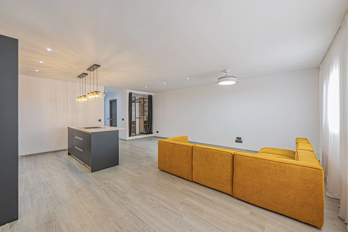 8-e64a9055bba3e77ac8aca3b893cdf826