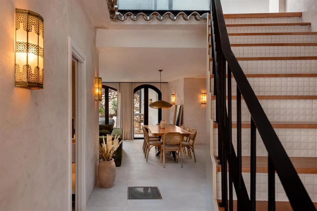 9-467d0cee5b725f3ef65f102a0c2e69c0