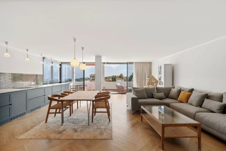 R5038777 | Middle Floor Apartment in Nueva Andalucía – € 875,000 – 2 beds, 2 baths