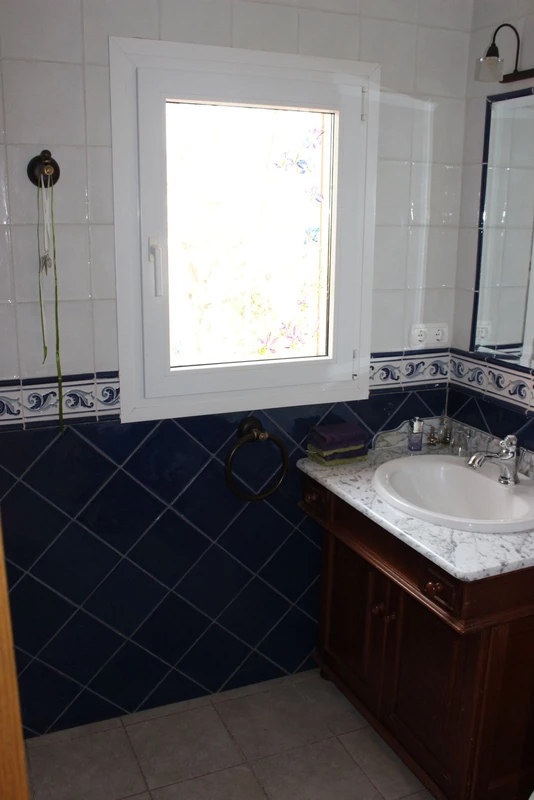 8-e64a9055bba3e77ac8aca3b893cdf826