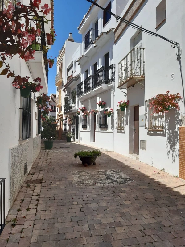 R5225632 | Townhouse in Estepona – € 1,500,000 – 4 beds, 6 baths
