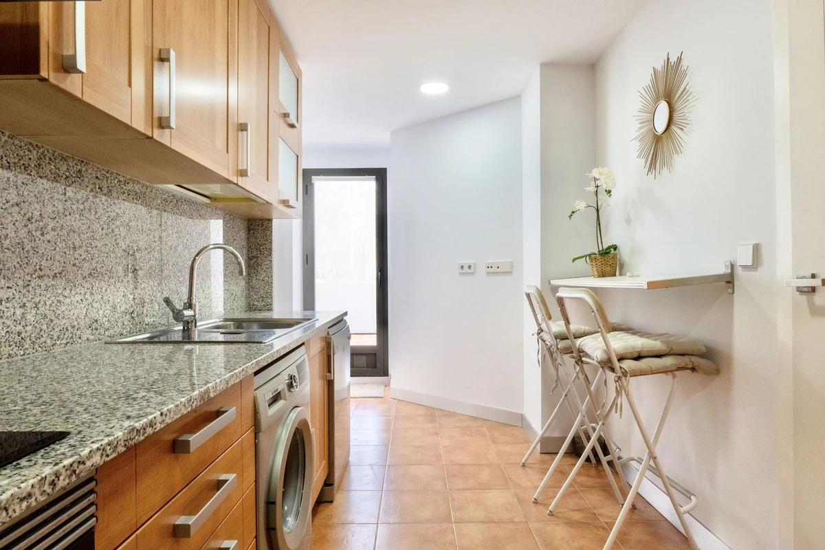 9-467d0cee5b725f3ef65f102a0c2e69c0