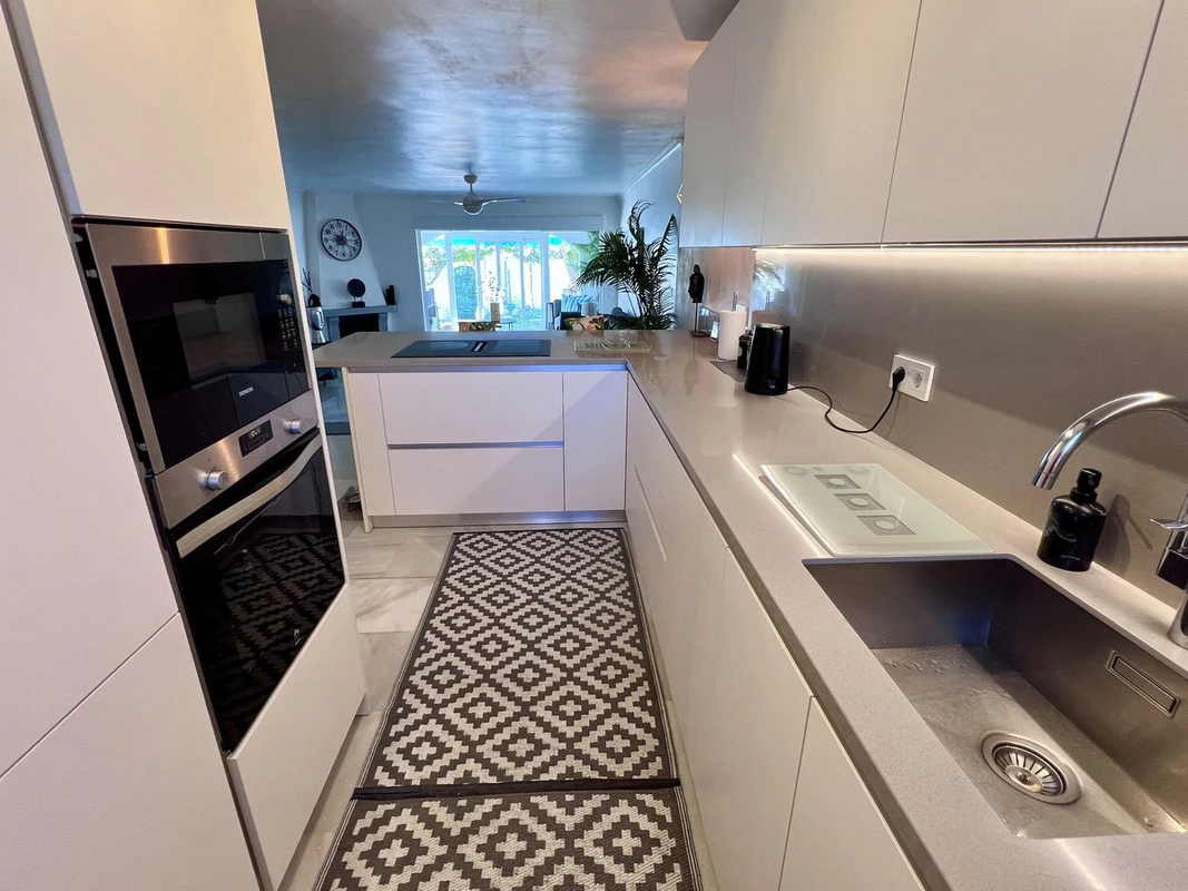 6-241328e1bcc9c0d8ce1222beb6c967a8