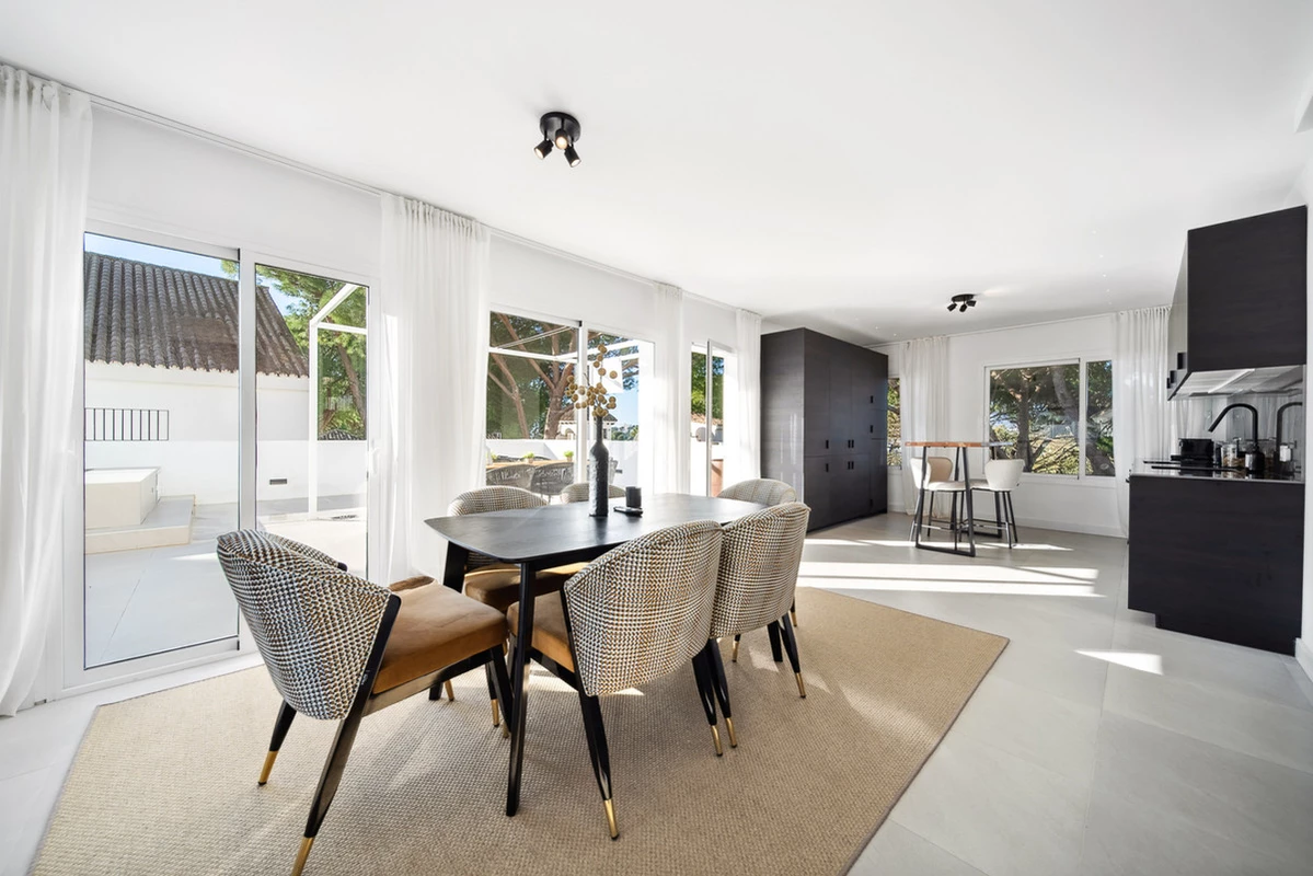 4-c23c0f86247804fa50226aecd8b0b2c8