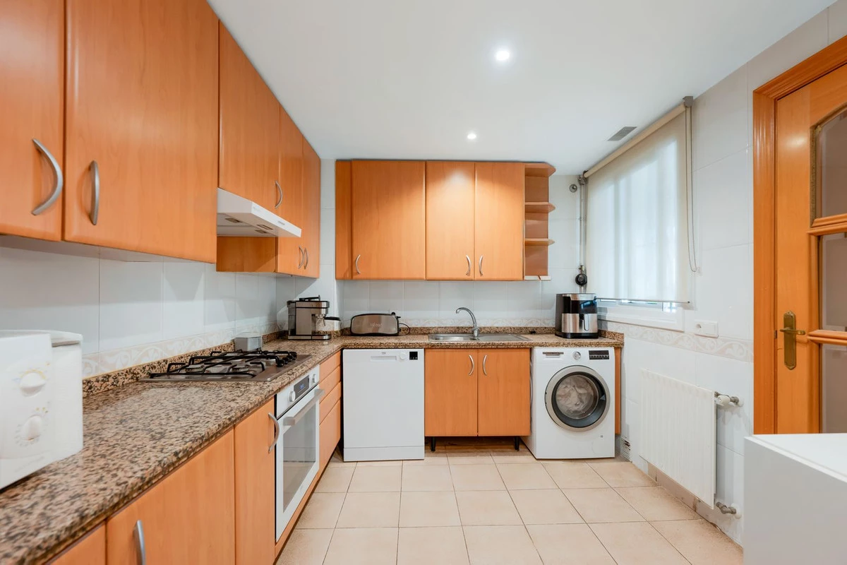 4-c23c0f86247804fa50226aecd8b0b2c8