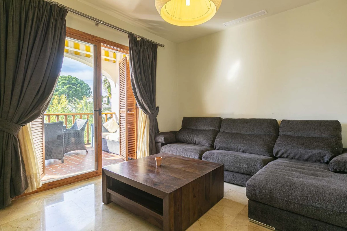 8-e64a9055bba3e77ac8aca3b893cdf826