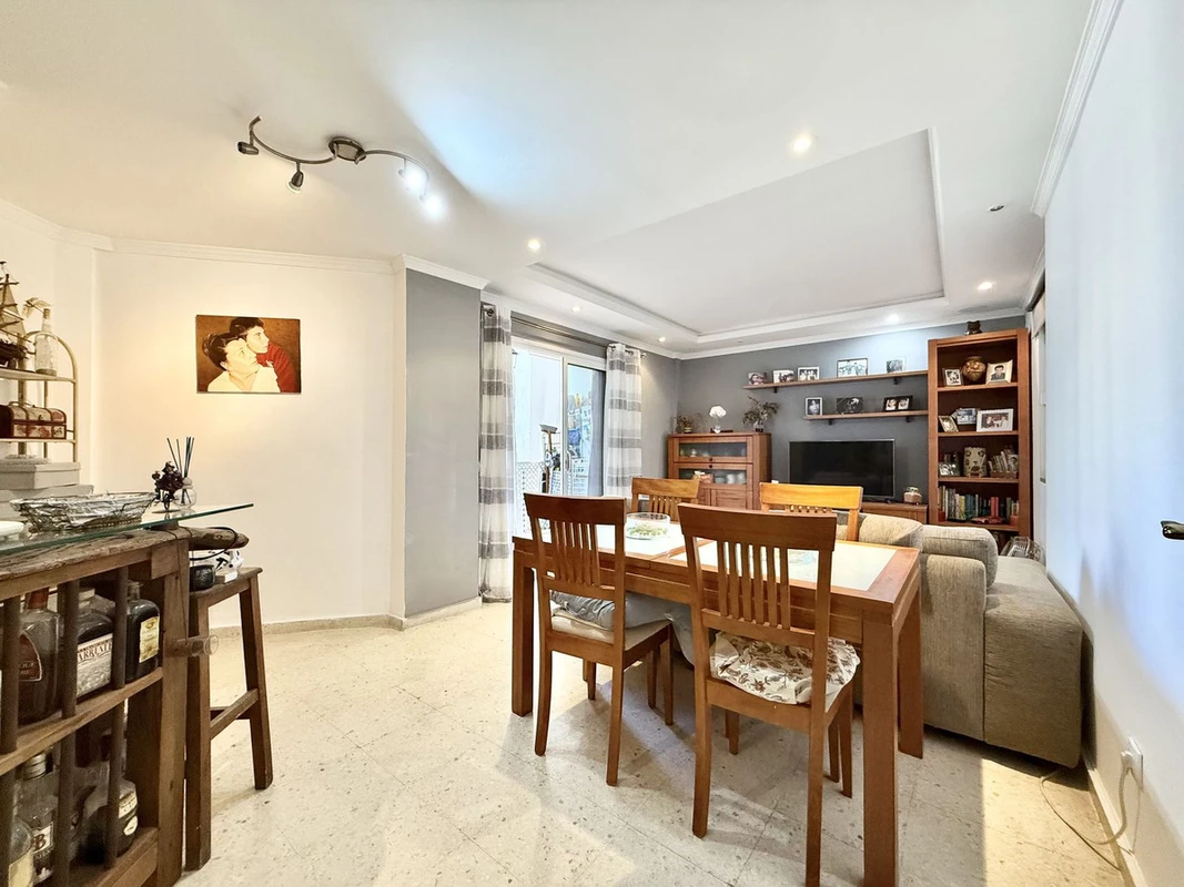 7-aa4cc561180b369757c0bb4af9886cd3