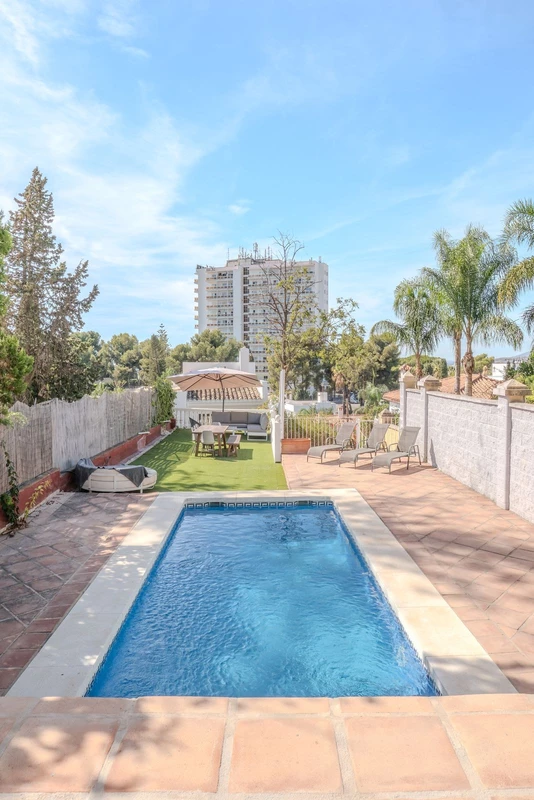 2-5bd7b9d04b45e33852eaf0ec6670150d