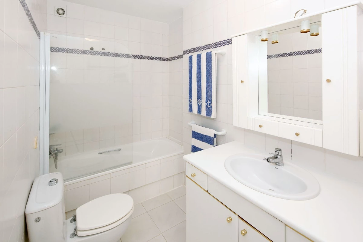 7-aa4cc561180b369757c0bb4af9886cd3