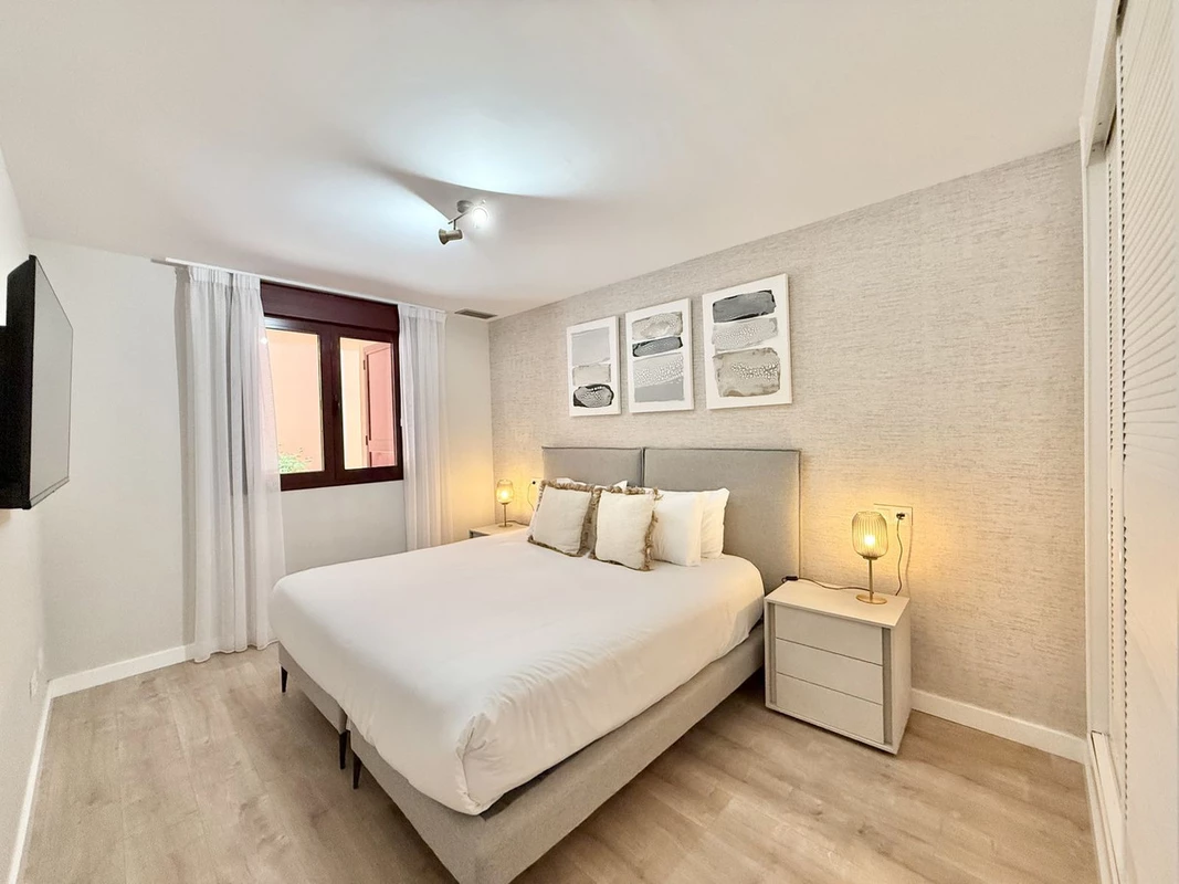 8-e64a9055bba3e77ac8aca3b893cdf826