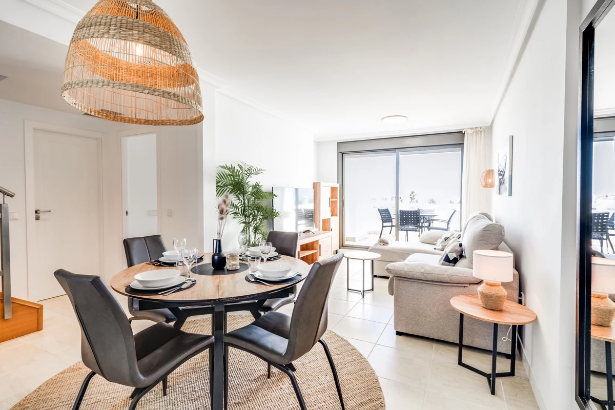 9-467d0cee5b725f3ef65f102a0c2e69c0