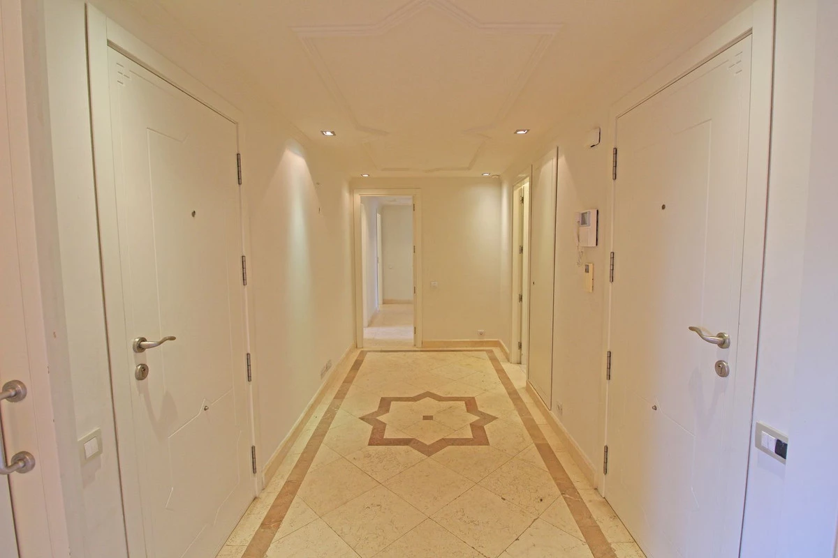 9-467d0cee5b725f3ef65f102a0c2e69c0