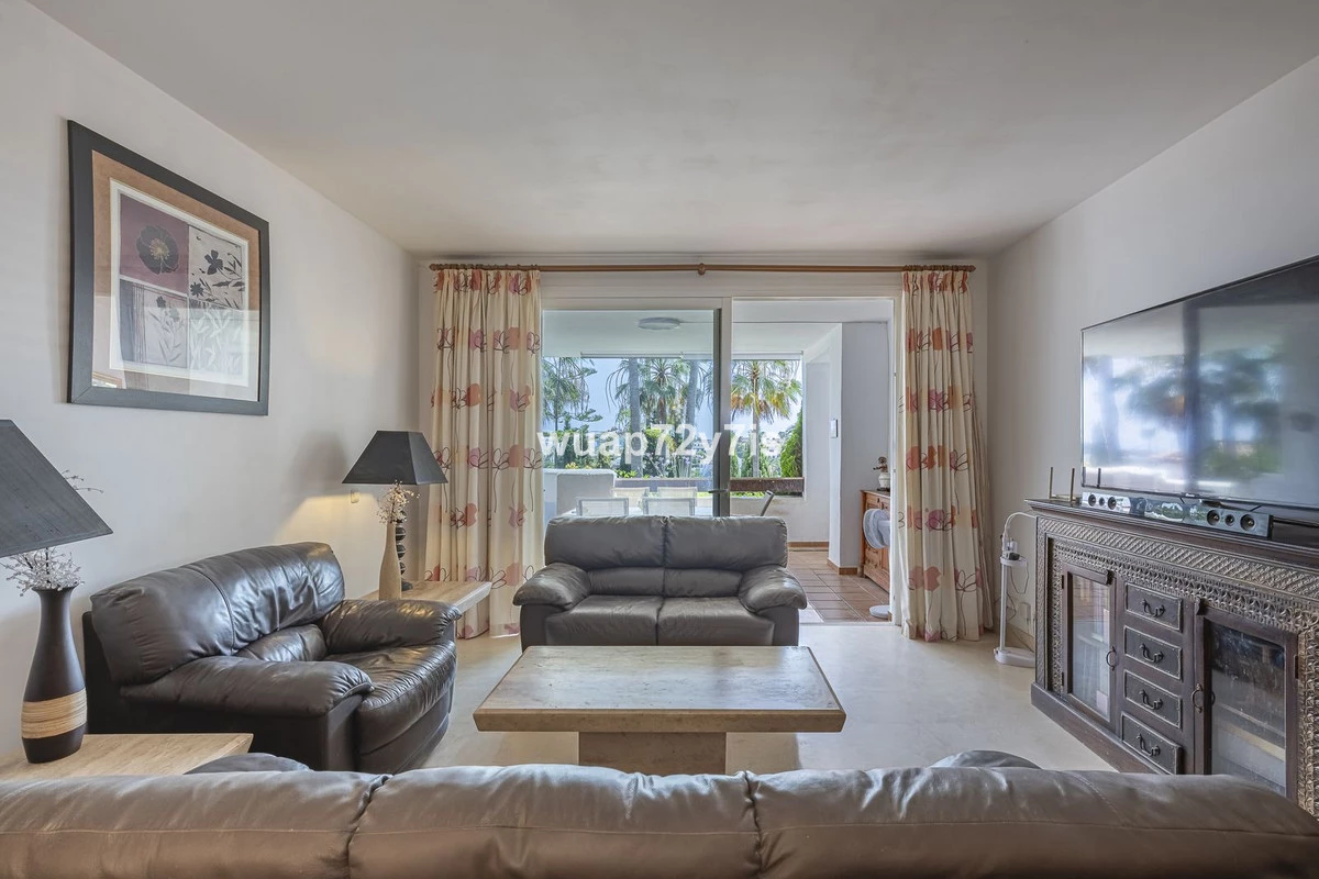 3-e898b2bb2a2fdfd06d2c39894dce8316