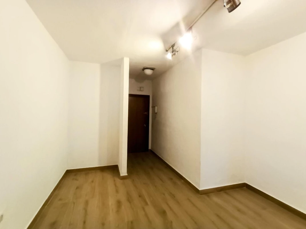 8-e64a9055bba3e77ac8aca3b893cdf826