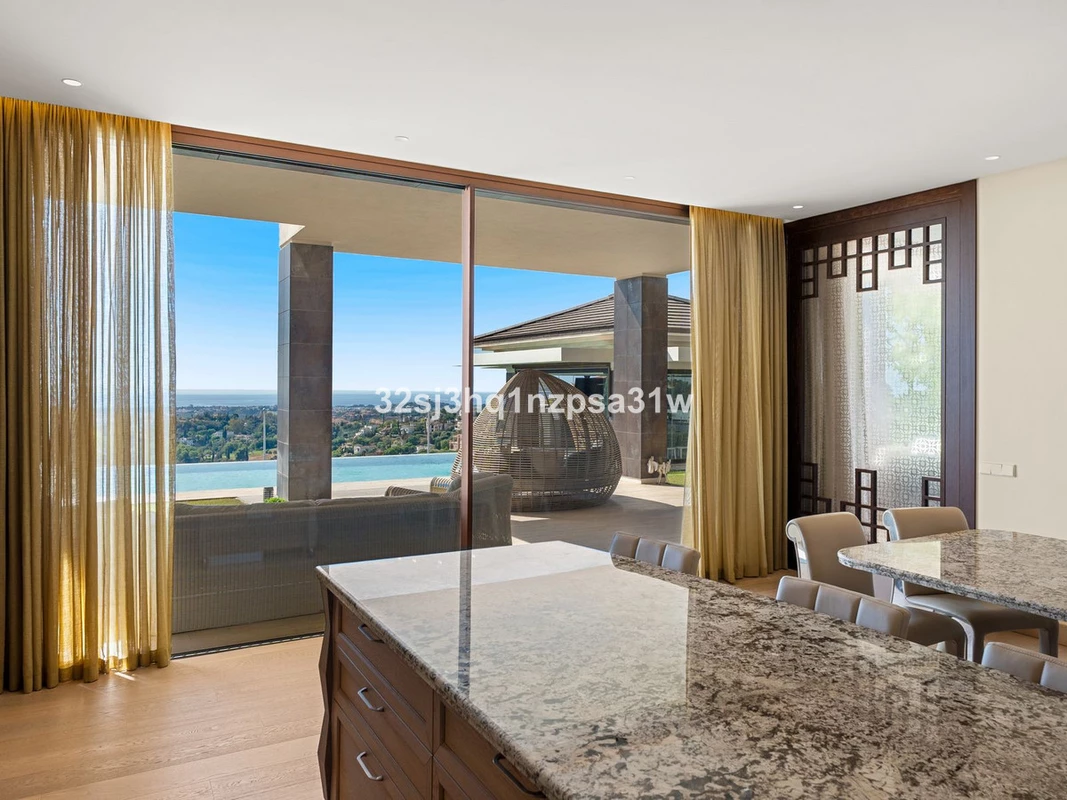 8-e64a9055bba3e77ac8aca3b893cdf826