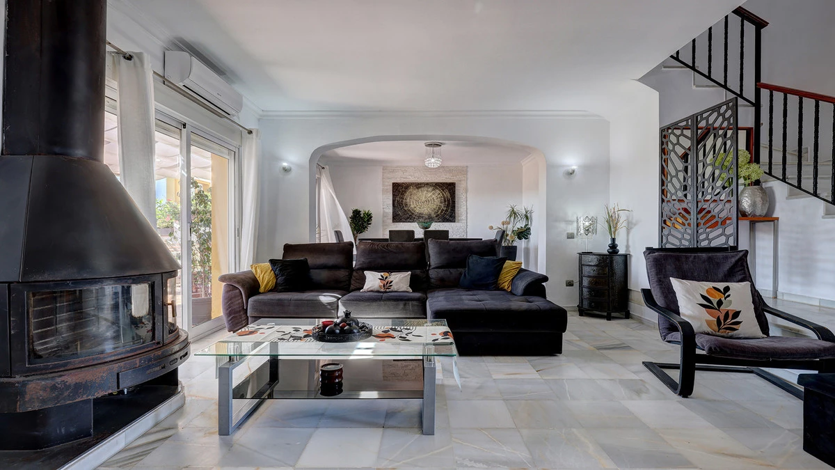 4-c23c0f86247804fa50226aecd8b0b2c8