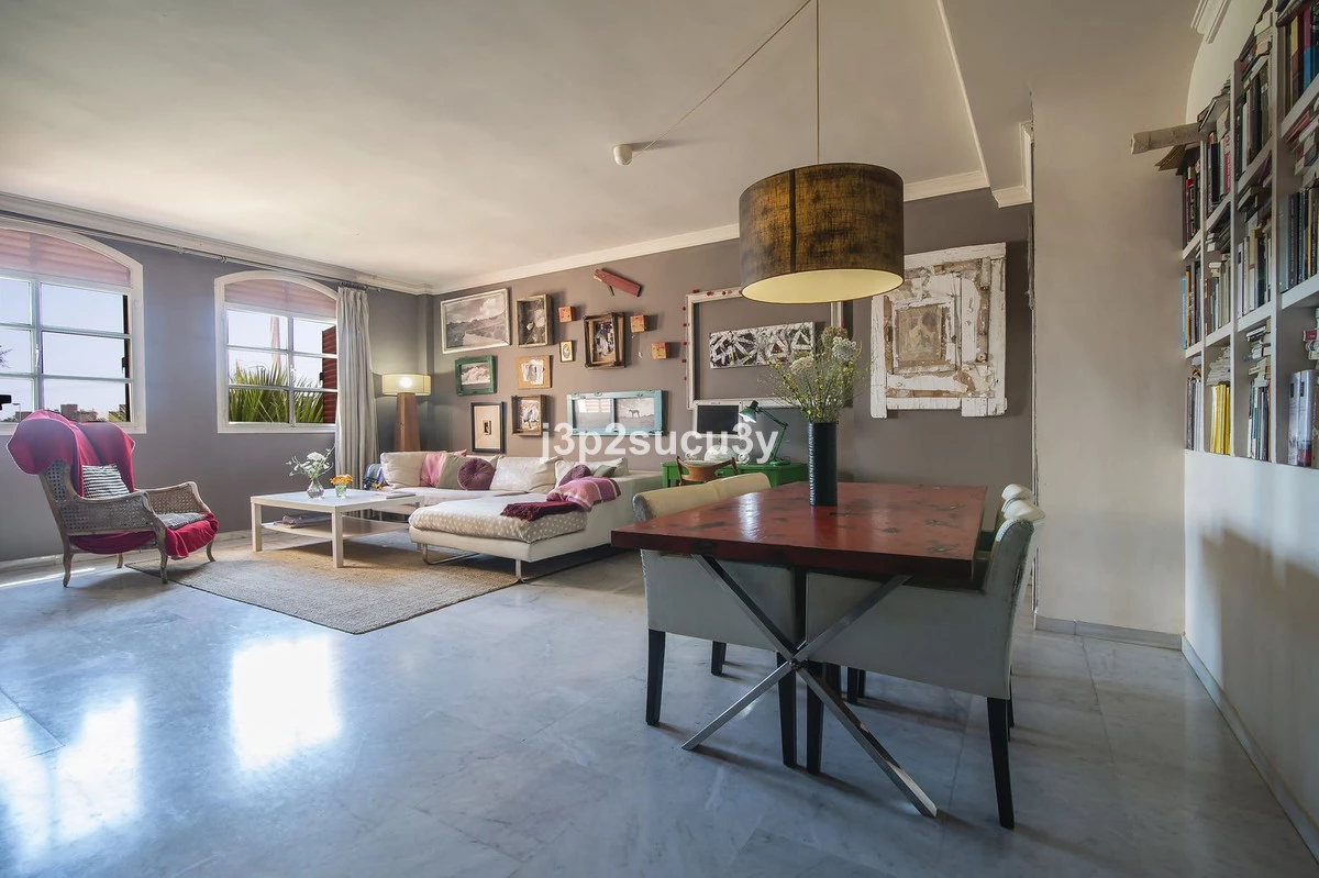 9-467d0cee5b725f3ef65f102a0c2e69c0