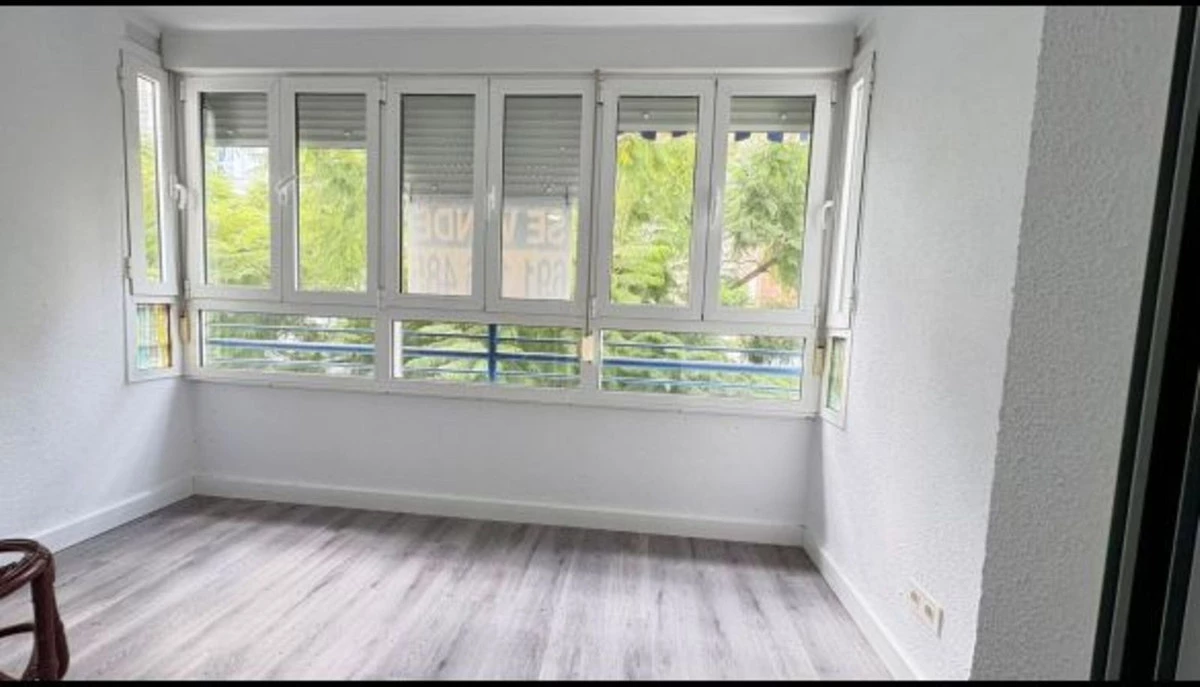 2-5bd7b9d04b45e33852eaf0ec6670150d