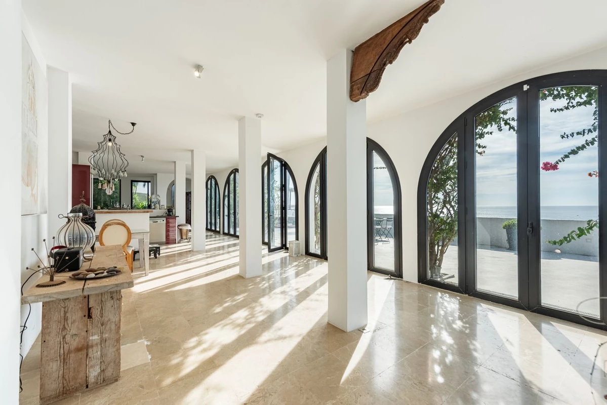 9-467d0cee5b725f3ef65f102a0c2e69c0