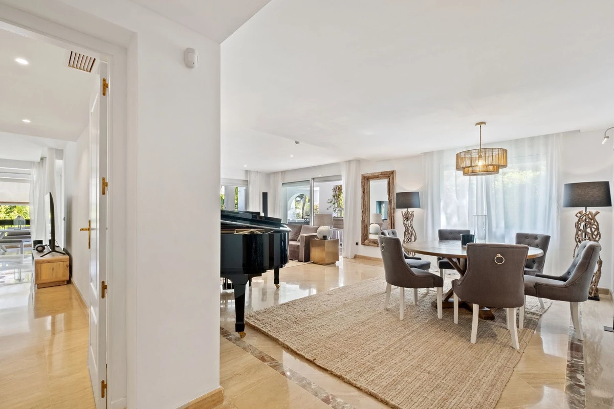 4-c23c0f86247804fa50226aecd8b0b2c8