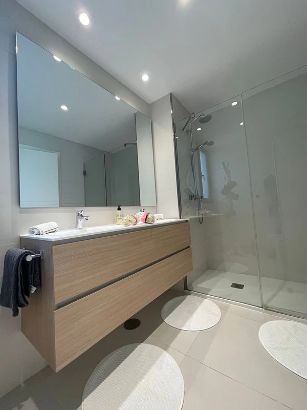 8-e64a9055bba3e77ac8aca3b893cdf826