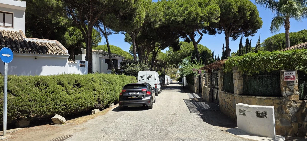 3-e898b2bb2a2fdfd06d2c39894dce8316