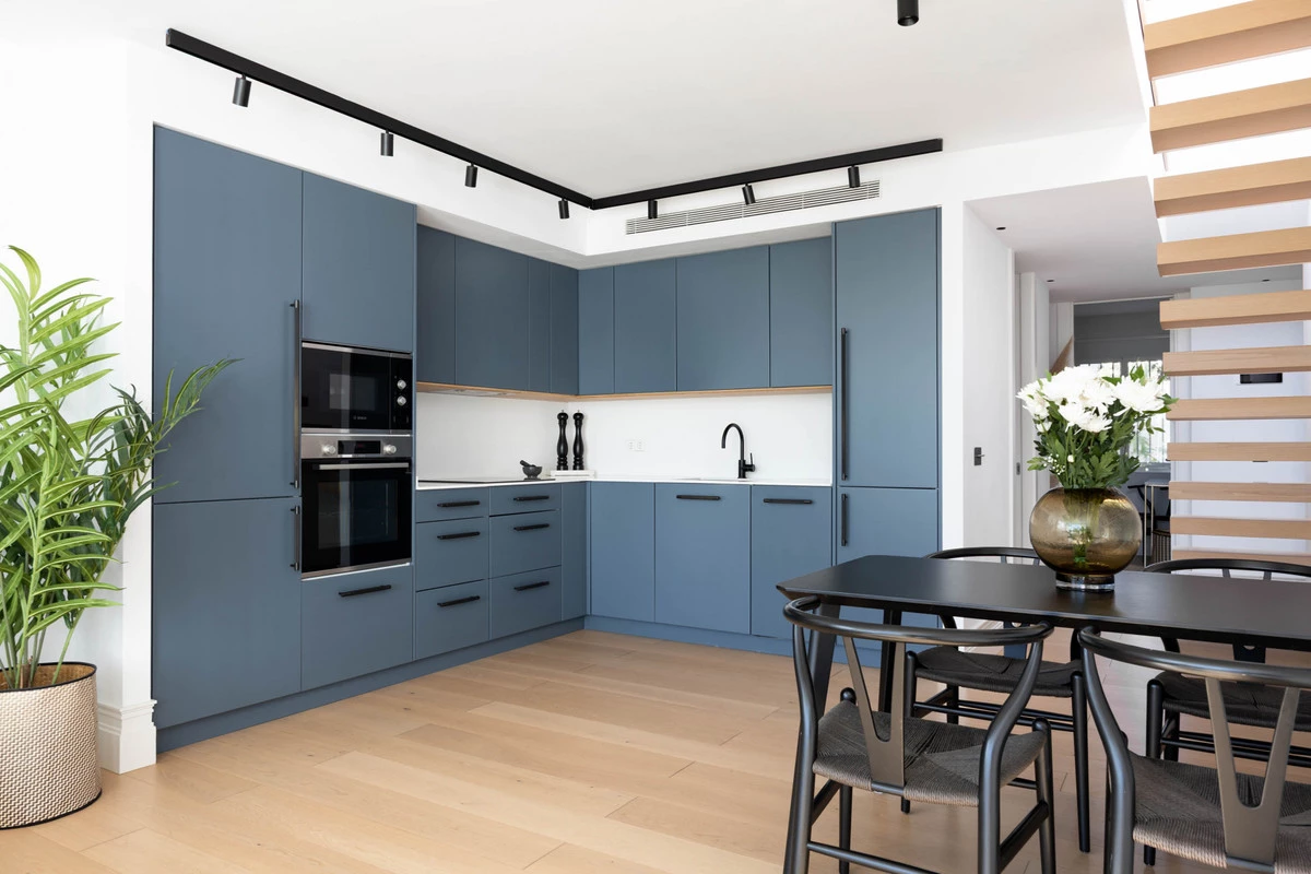 8-e64a9055bba3e77ac8aca3b893cdf826