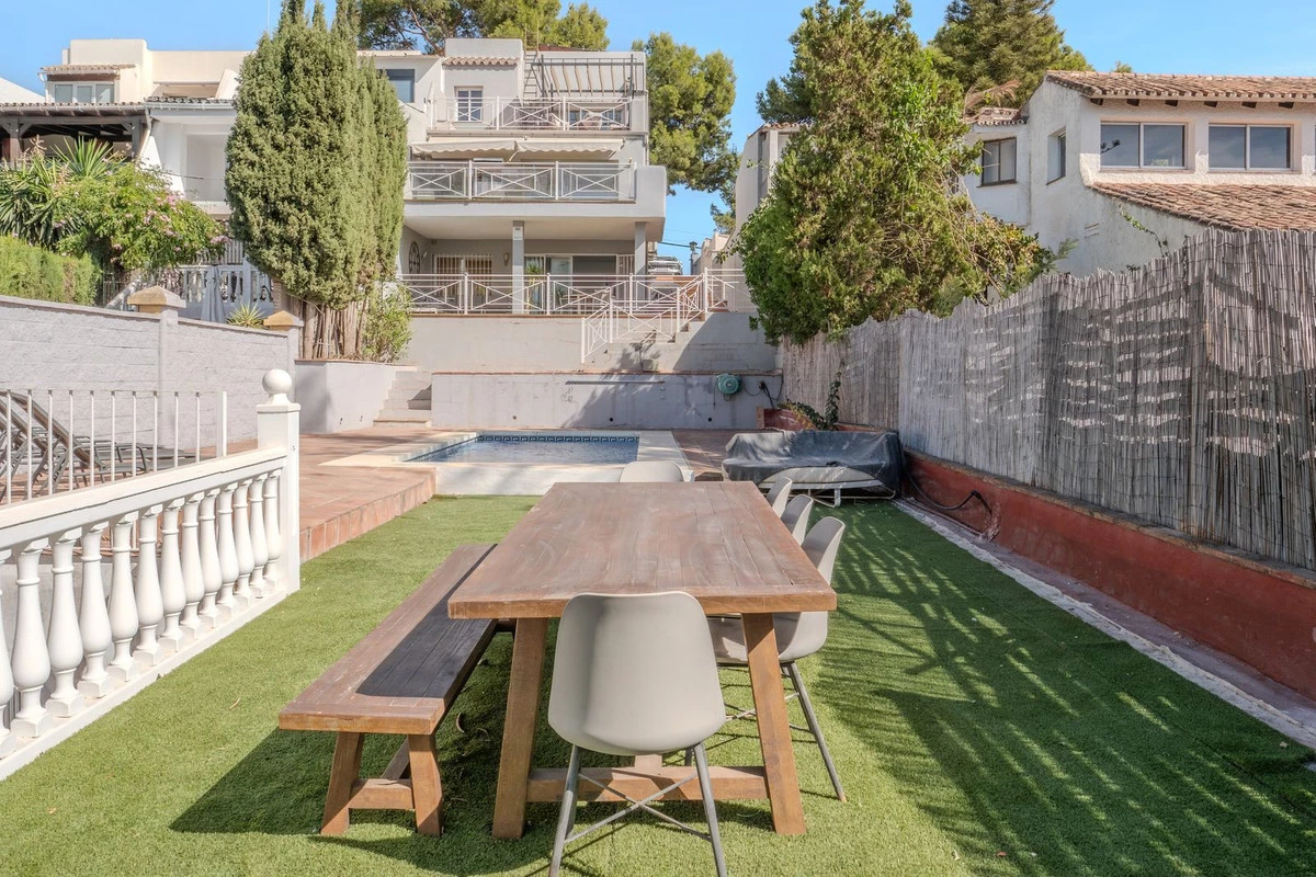 4-c23c0f86247804fa50226aecd8b0b2c8