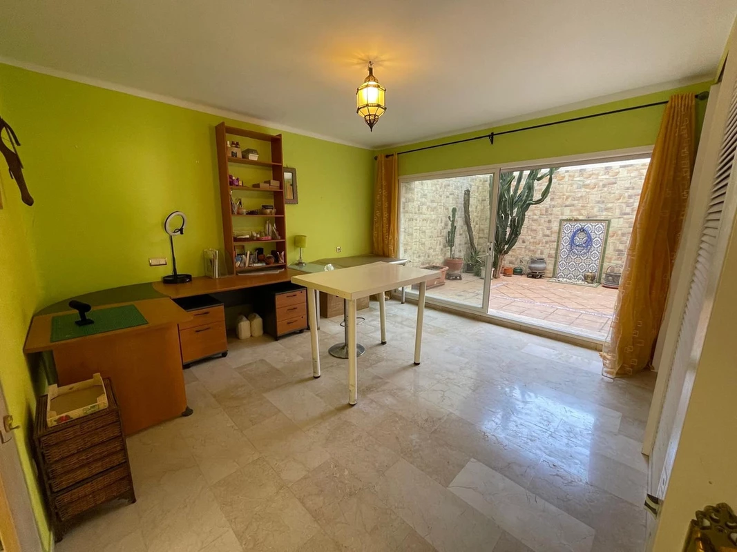 4-c23c0f86247804fa50226aecd8b0b2c8