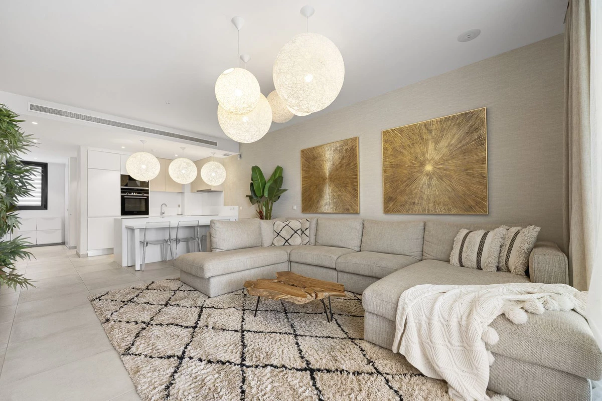 8-e64a9055bba3e77ac8aca3b893cdf826