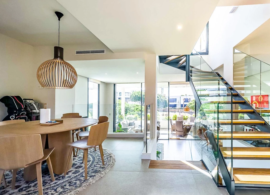 9-467d0cee5b725f3ef65f102a0c2e69c0