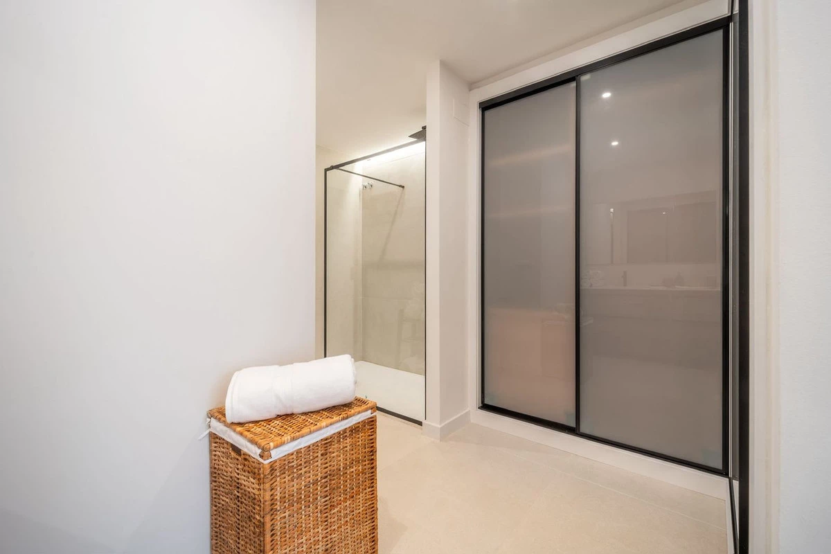 9-467d0cee5b725f3ef65f102a0c2e69c0