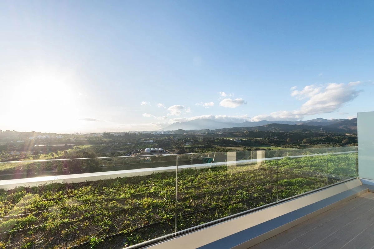 4-c23c0f86247804fa50226aecd8b0b2c8